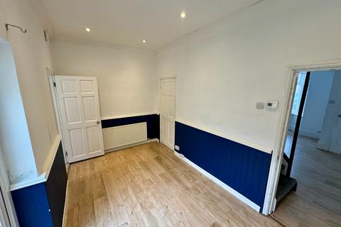 2 bedroom terraced house to rent, Thirlmere Road, Darlington DL1