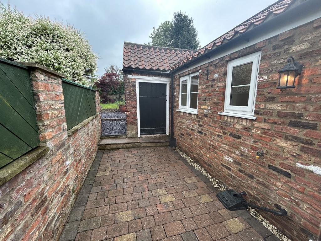 Outbuilding