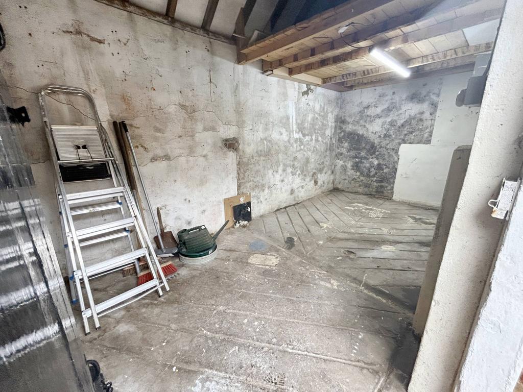Outbuilding