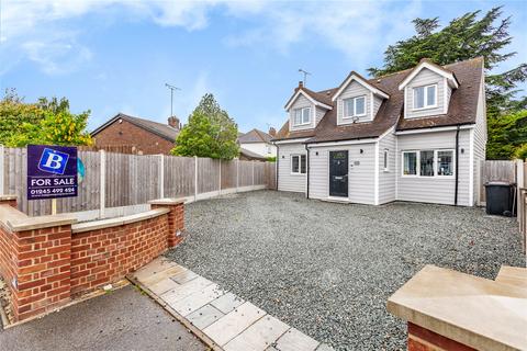 4 bedroom detached house for sale, Dorset Avenue, Great Baddow, Essex, CM2