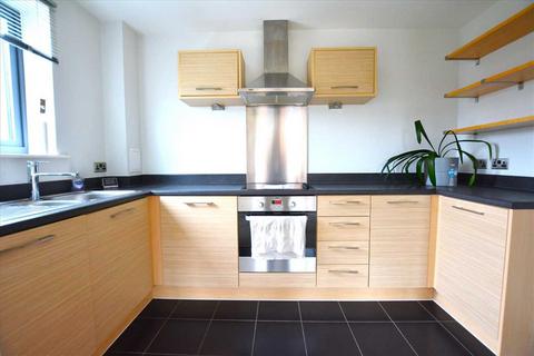 2 bedroom apartment to rent, Billroth Court, Mornington Close, Colindale