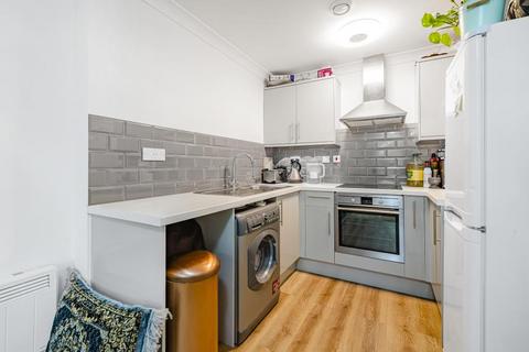 1 bedroom flat for sale, Slough,  Berkshire,  SL1