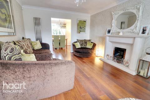 5 Brayton Gardens, Campsall, Doncaster, DN6 9DA