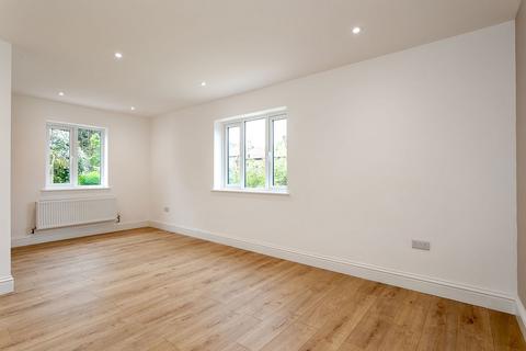 3 bedroom end of terrace house for sale, St. Johns Crescent, Bishop Monkton, Harrogate, HG3 3QZ