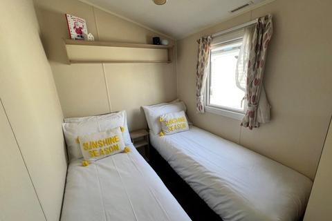 2 bedroom static caravan for sale, Tarka Holiday Park