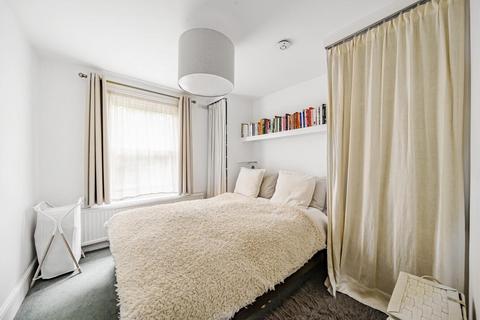 2 bedroom flat for sale, Medley Road, West Hampstead