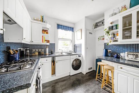 2 bedroom flat for sale, Medley Road, West Hampstead