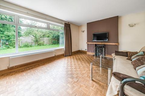 3 Blakes Green, West Wickham, BR4 0RA