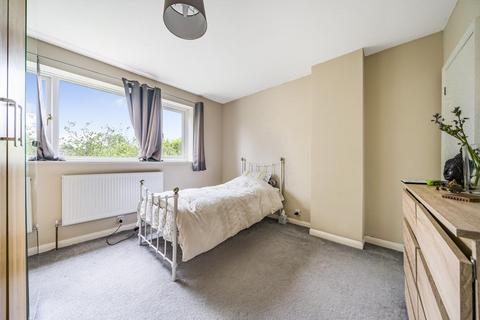 3 Blakes Green, West Wickham, BR4 0RA