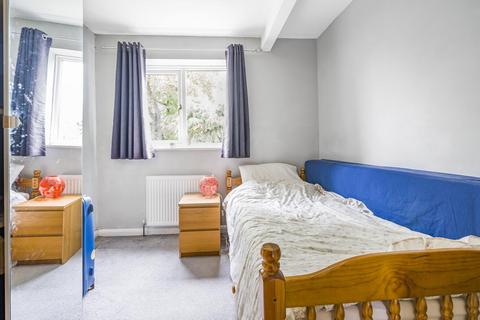 3 Blakes Green, West Wickham, BR4 0RA