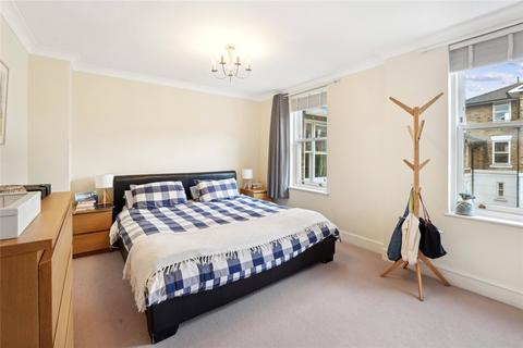 11 Palace Mews, London, SW6 7TQ