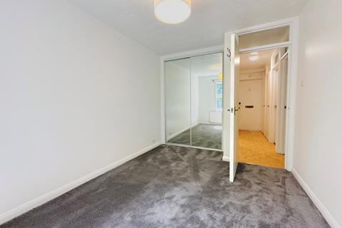 1 bedroom apartment to rent, Lee Park London SE3
