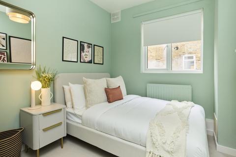 1 bedroom flat for sale, Clapham Common North Side, Battersea, London