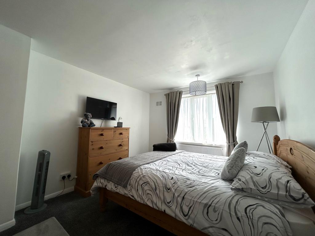 Bedroom2