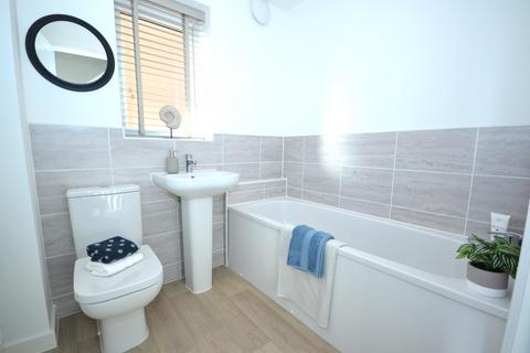 3 bedroom semi-detached house for sale, Foxes Chase Anlaby, Hull HU10