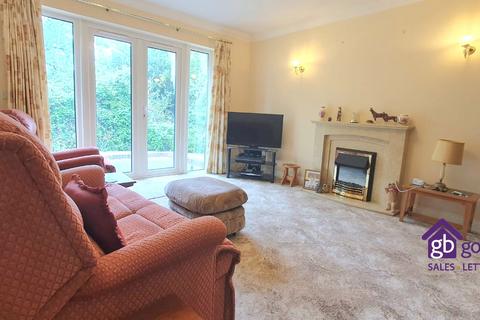 2 bedroom bungalow for sale, Cudnell Avenue, Bournemouth BH11