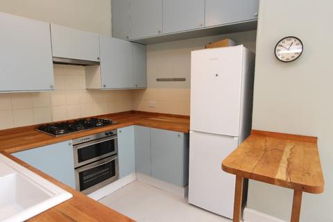 2 bedroom flat to rent, Iona Street, Leith, Edinburgh, EH6