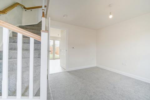 2 bedroom terraced house to rent, Campbell Drive, Upper Lighthorne, Leamington Spa, CV33