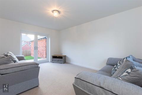 2 Carrion Grove, Holmer, Hereford, HR4 9WF