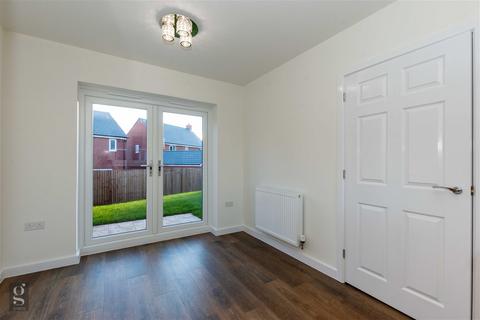 2 Carrion Grove, Holmer, Hereford, HR4 9WF