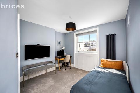3 bedroom flat for sale, Lansdowne Place, Hove, BN3
