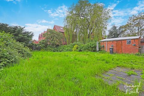 43 Rayfield, Epping, CM16 5AD