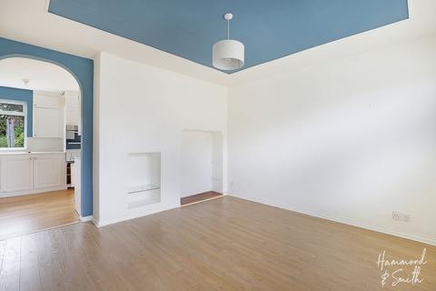 43 Rayfield, Epping, CM16 5AD
