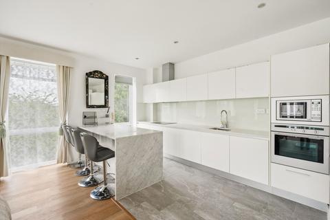 2 bedroom flat to rent, Melliss Avenue, Richmond, Richmond upon Thames, TW9