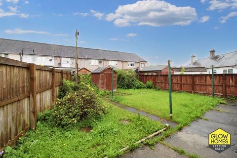 8 Eastern Crescent, Kilbirnie, KA25 6JH