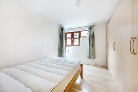 1 bedroom apartment to rent, Garden Terrace, London, UK, SW1V