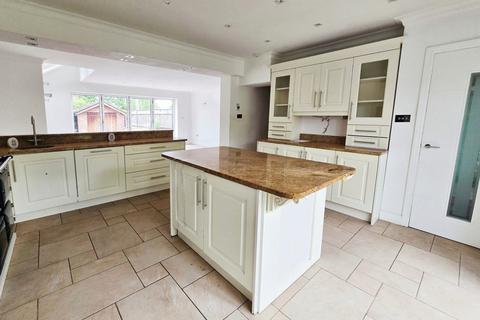 5 bedroom semi-detached house for sale, Ince Lane, Wimbolds Trafford, Chester, Cheshire, CH2