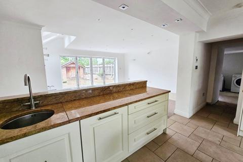 5 bedroom semi-detached house for sale, Ince Lane, Wimbolds Trafford, Chester, Cheshire, CH2