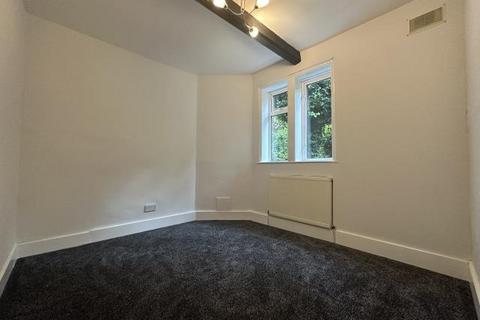 2 bedroom end of terrace house to rent, Slough,  Berkshire,  SL2