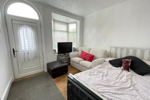 2 bedroom terraced house for sale, Shaw Lane, Barnsley, S70