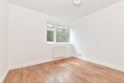 2 bedroom flat for sale, Hinton Road, Wallington, Surrey