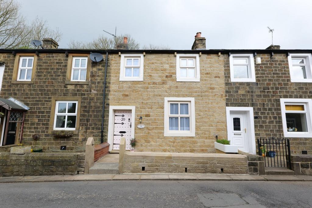 Red Lion Street, Earby, BB18 1 bed cottage for sale £189,950