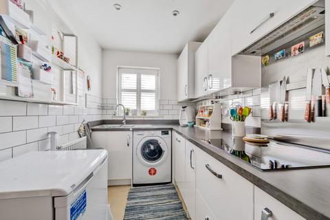 33 Chapman Drive, Binfield, Bracknell, RG42 4FT