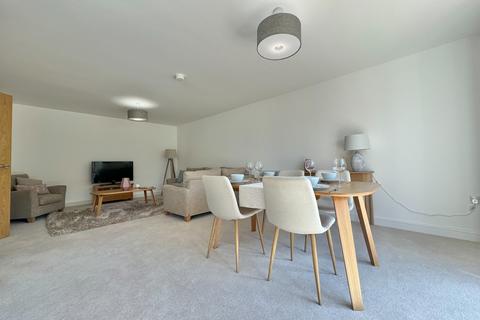 2 bedroom apartment for sale, Meadow Court ,Sarisbury Green,Southampton