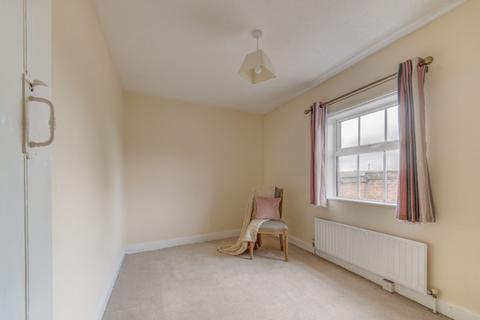 16 Foregate Street, Astwood Bank, Redditch, B96 6BW