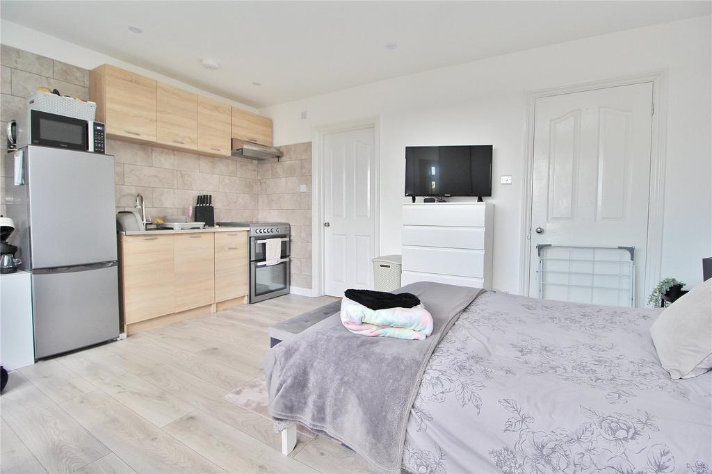 Bedroom/Annex