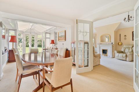 4 Appletree Close, Fetcham, Leatherhead, KT22 9PL