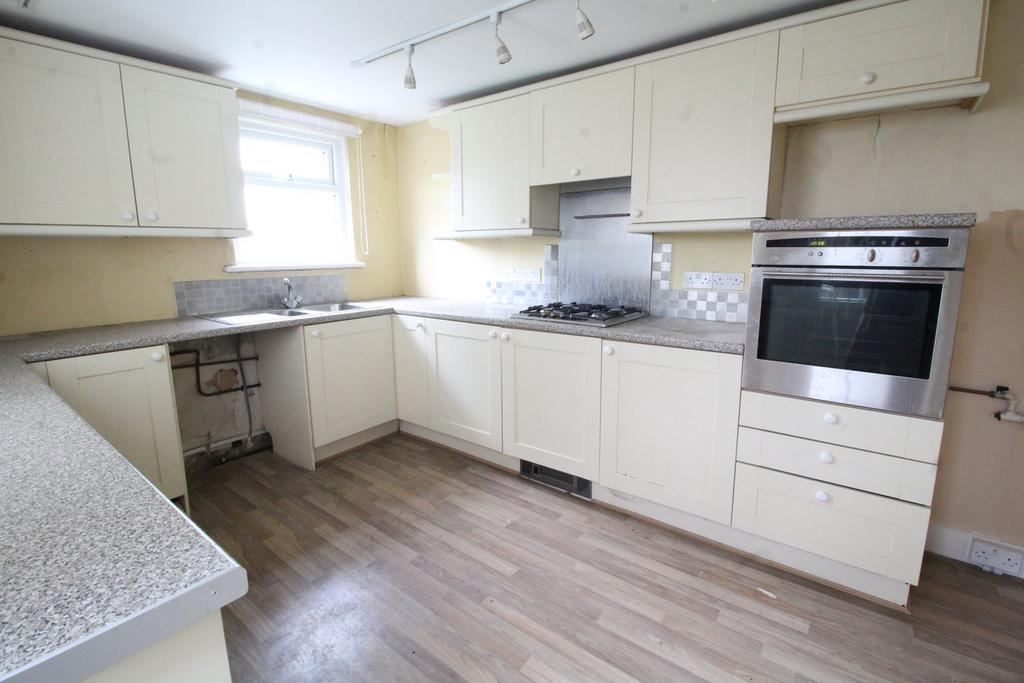Frant Road, Thornton Heath, CR7 3 bed terraced house for sale £400,000