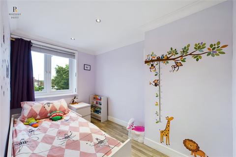 72 Titchfield Road, Carshalton, SM5 1PX