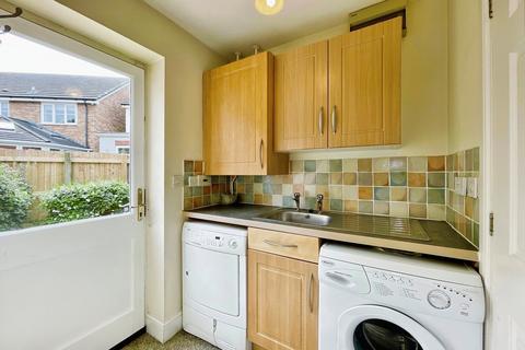 14 Hither Acre, Ilminster, TA19 9DA