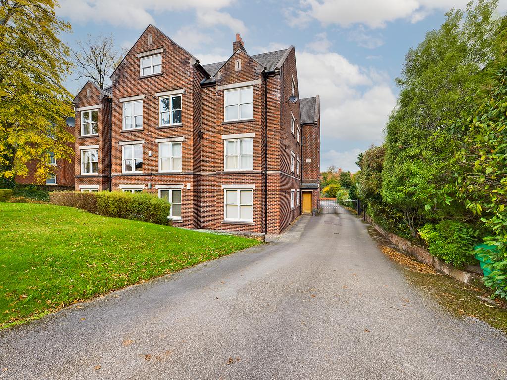 Hough Green, Hough Green, Chester, CH4 3 bed flat for sale £280,000