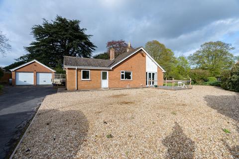 3 bedroom bungalow for sale, Eresby Lodge, Eresby Avenue, Spilsby