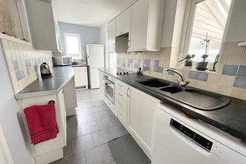 3 bedroom end of terrace house for sale, Woodgreen