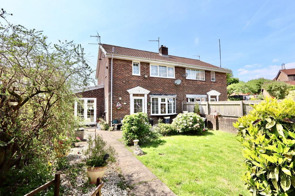 Beaumaris Way, Grove Park, NP12 3 bed semidetached house for sale £