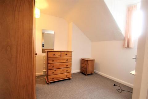 undefined, The Broadway, Woking GU21