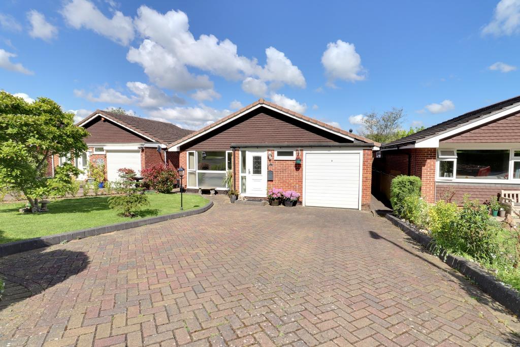 ASHLEY CLOSE, LOVEDEAN 3 bed detached bungalow for sale £415,000